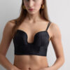 Arta lenjeriei intime Monica Bustier Arta lenjeriei intime Monica Bustier