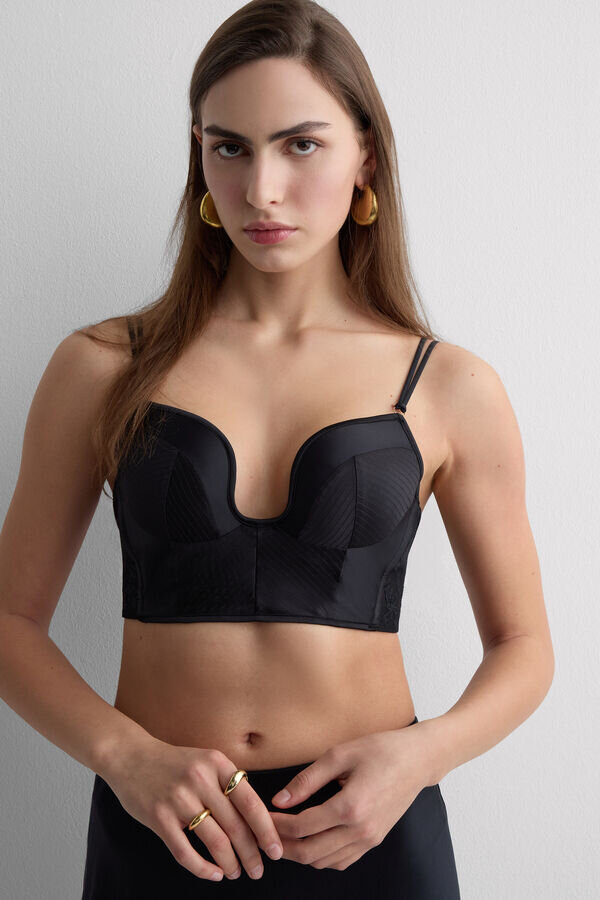 Arta lenjeriei intime Monica Bustier Arta lenjeriei intime Monica Bustier