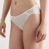 Chiloți bikini din dantelă și mătase