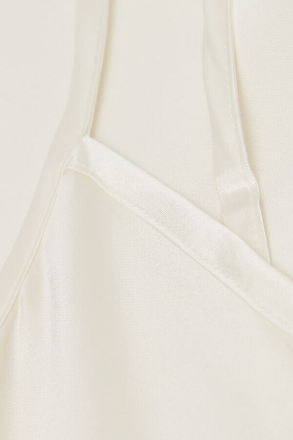 Cămașă de noapte din mătase Cămașă de noapte din mătase