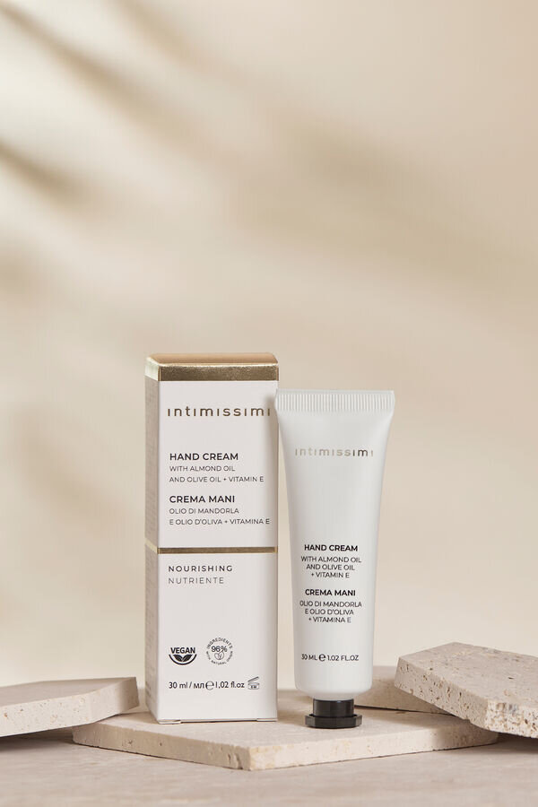 Cremă hrănitoare pentru mâini 30 ml Cremă hrănitoare pentru mâini 30 ml