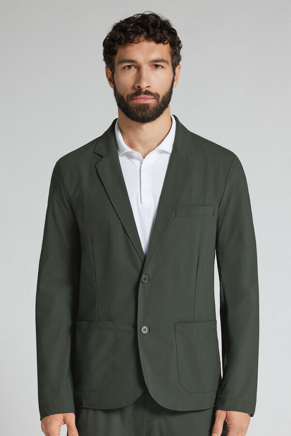 Jacheta fără călcare Jacheta fără călcare