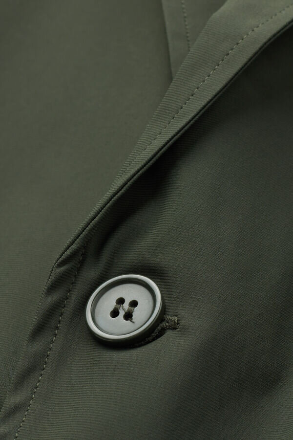 Jacheta fără călcare Jacheta fără călcare