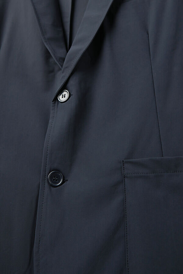 Jacheta fără călcare Jacheta fără călcare