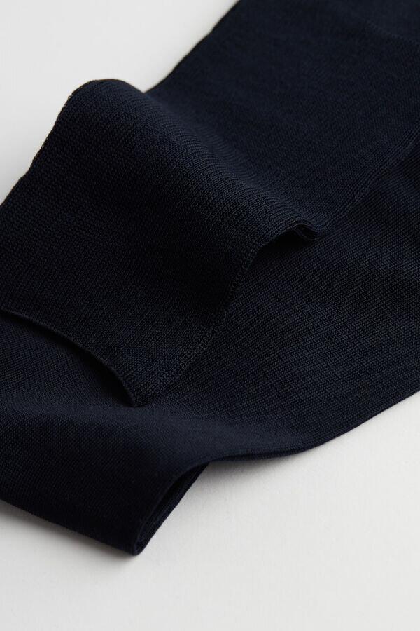 Șosete lungi din bumbac egiptean satinat Șosete lungi din bumbac egiptean satinat