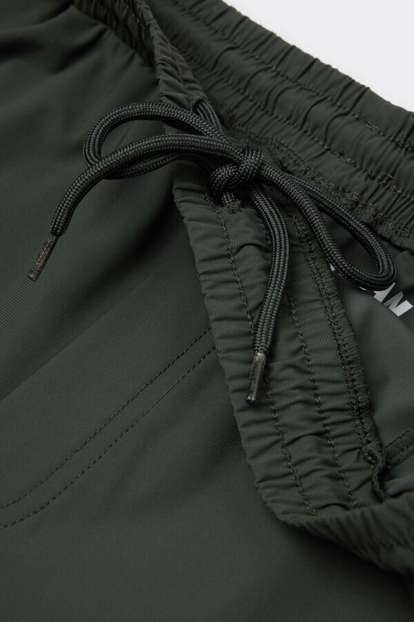 Pantaloni care nu necesită călcare Pantaloni care nu necesită călcare