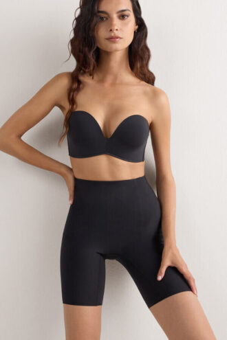 Pantaloni scurți din microfibră cu tăietură brută