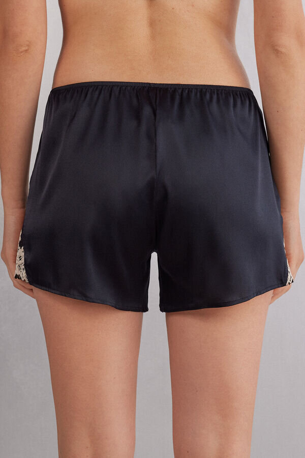 Pantaloni scurți din mătase Pretty Flowers Pantaloni scurți din mătase Pretty Flowers