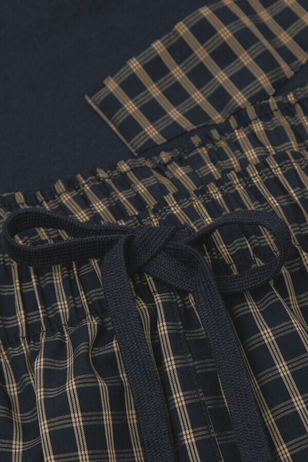 Pijamale scurte din bumbac și țesătură cu imprimeu în carouri albastre și crem Pijamale scurte din bumbac și țesătură cu imprimeu în carouri albastre și crem