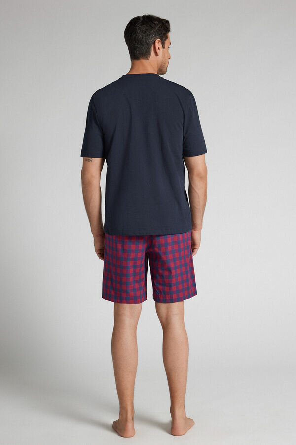 Pijamale scurte din bumbac și stofă cu imprimeu în carouri roșii și albastre Pijamale scurte din bumbac și stofă cu imprimeu în carouri roșii și albastre