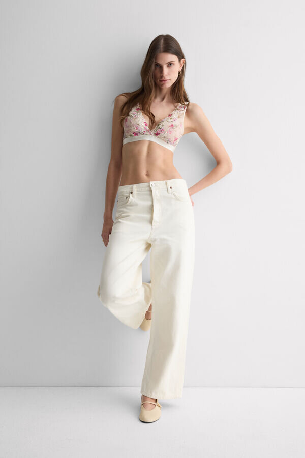 Sutien triunghiular Lara cu imprimeu Pretty Flowers Sutien triunghiular Lara cu imprimeu Pretty Flowers